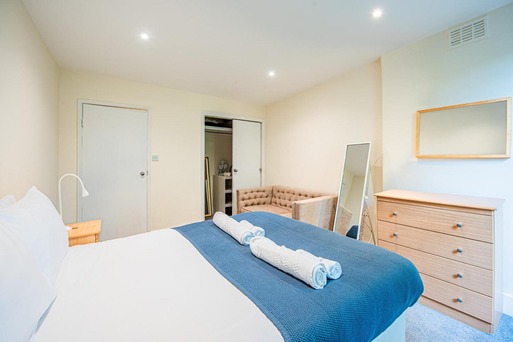 Charming Stylish Flat In The Heart Of Kensington *